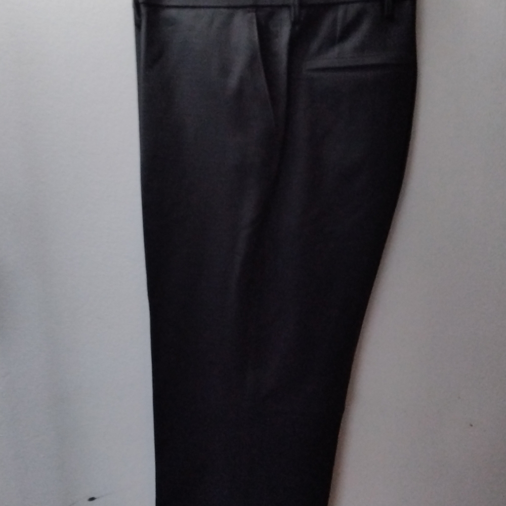 Haggar H26 Slacks, 40x30, black